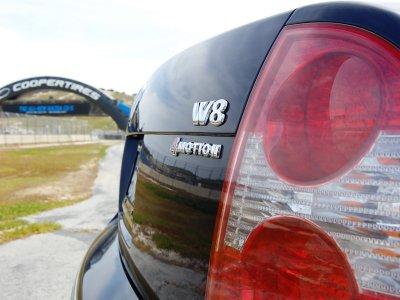 W8 4Motion 6-speed MT rear badge
