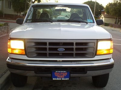 1997 Ford F250 Powerstroke 7.3 Liter Turbo-diesel headlights