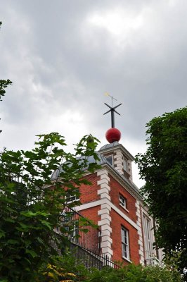 Flamstead House and Time Ball