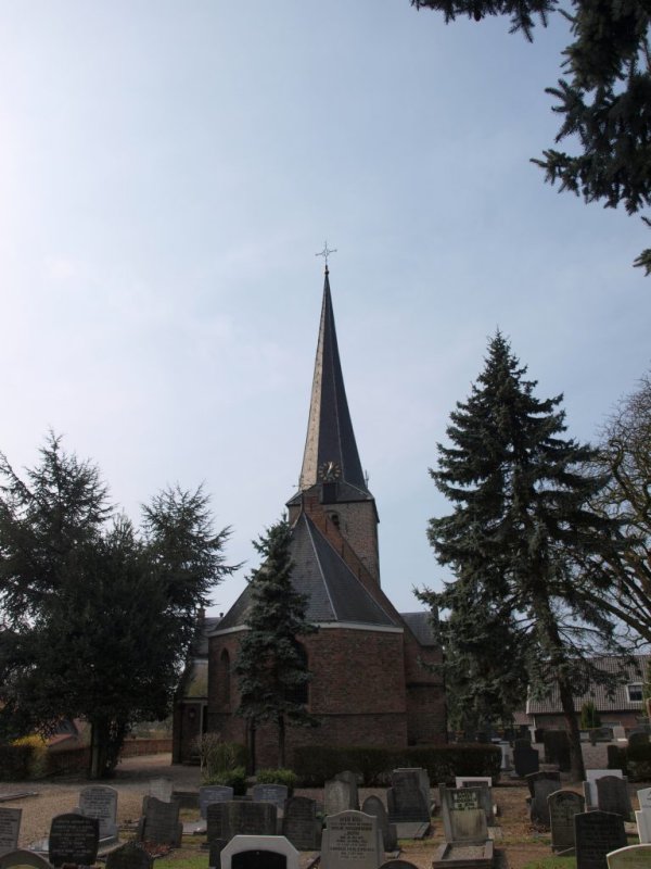 Spijk, NH kerk 16, 2011.jpg