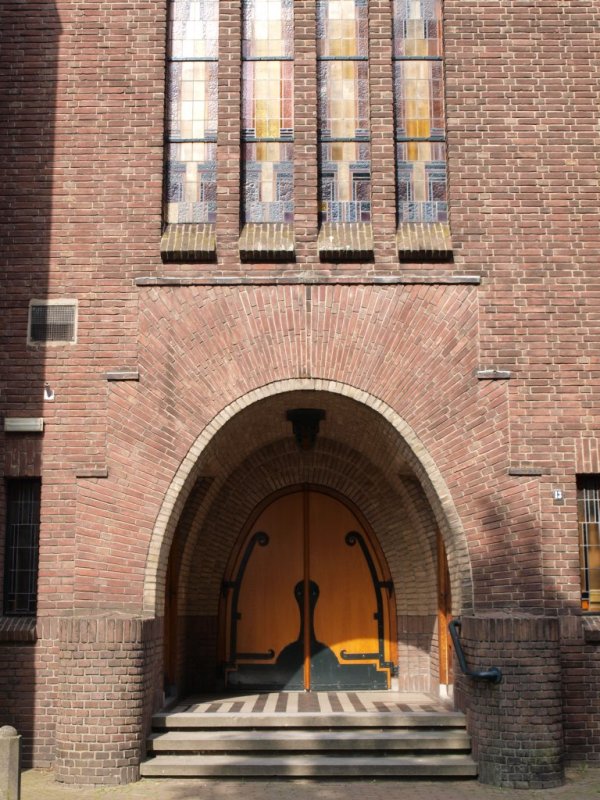 Amersfoort, oud kath kerk 23, 2011.jpg