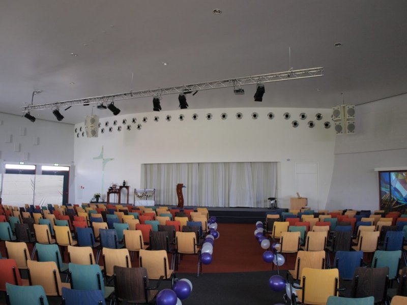 Houten, Ned geref kerk De Lichtboog 12, 2011.jpg