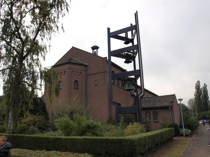 Gaanderen, RK Augustinuskerk 11, 2011.jpg