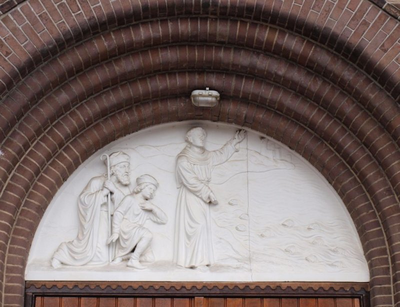 Ulft, RK st Anthoniuskerk 15, 2011.jpg