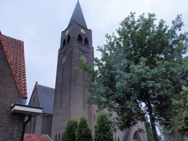 Heino, RK kerk olv tho 11 [004], 2012.jpg