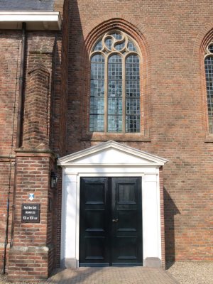 Hei- en Boeicop, NH kerk 13, 2011.jpg