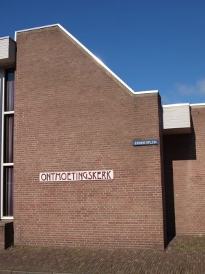 Oudewater, prot gem Ontmoetingskerk 12, 2011.jpg