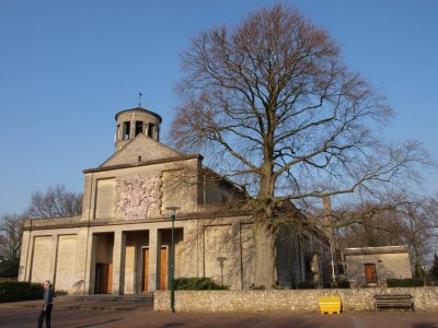 Oeffelt, RK san Salvator kerk 15, 2011.jpg