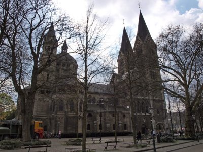 Roermond, RK Munsterkerk 21, 2011.jpg