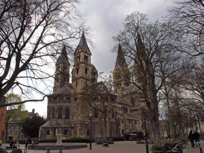 Roermond, RK Munsterkerk 24, 2011.jpg