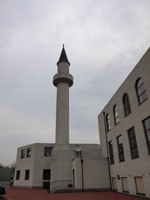 Roermond, moskee Turks 13, 2011.jpg