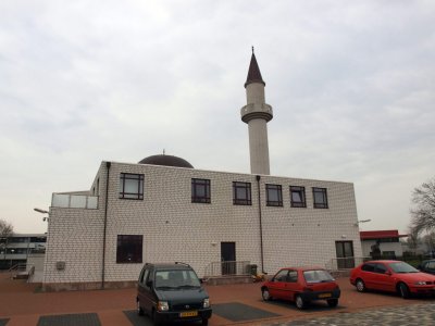 Roermond, moskee Turks 15, 2011.jpg