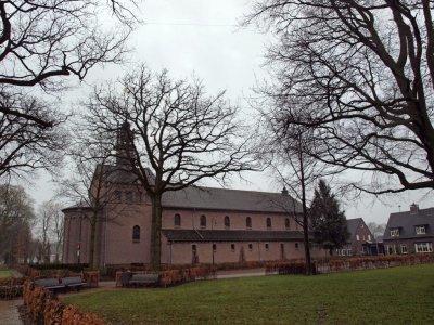 Helenaveen, RK st Willibrordkerk 11, 2011.jpg