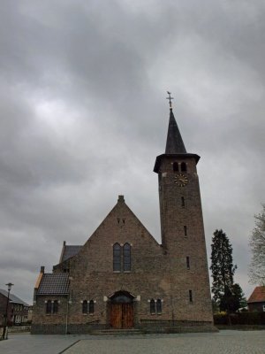 Lomm, RK kerk 12, 2011.jpg