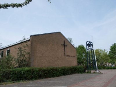 Maartensdijk, prot gem Ontmoetingskerk 12, 2011.jpg