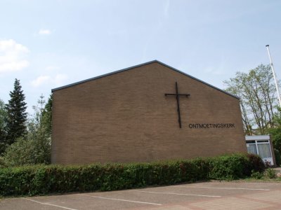 Maartensdijk, prot gem Ontmoetingskerk 13, 2011.jpg