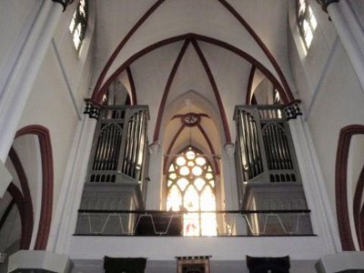 Uithuizen, RK Jacobus de Meerderekerk 13 [004], 2010.jpg