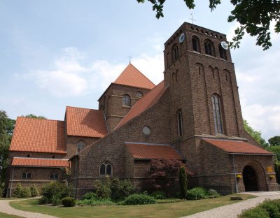 Achterveld, RK st Josephkerk 13, 2011.jpg