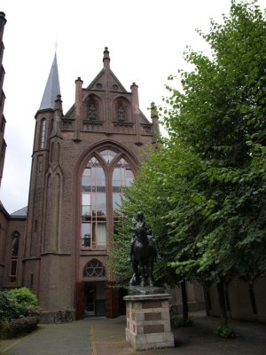 Utrecht, RK voorm Martinuskerk 12, 2011.jpg