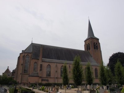 Hoogland, RK kerk 22, 2011.jpg