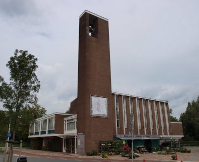 Amersfoort, prot gem Opstandingskerk 12, 2011.jpg