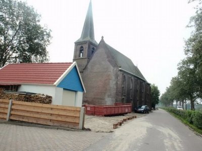 Kuinre, RK kerk voorm 11 [004], 2011.jpg