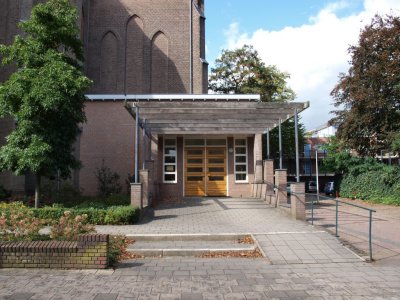 Amersfoort, RK st Henricuskerk 12, 2011.jpg