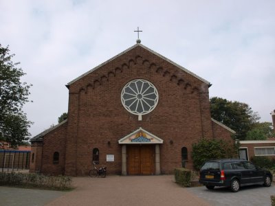 Veenendaal, RK Salvatorkerk 13, 2011.jpg