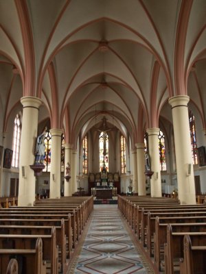 Gendringen, RK st Martinuskerk 13, 2011.jpg