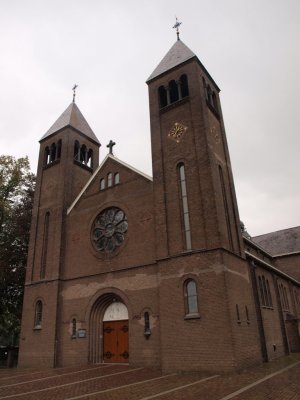Ulft, RK st Anthoniuskerk 17, 2011.jpg