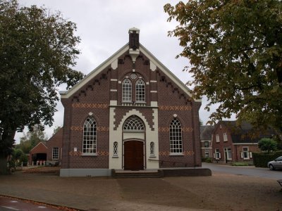 De Heurne, herv kerk 11, 2011.jpg