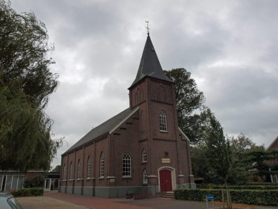 Sinderen, prot gem Keurhosterkerk 11, 2011.jpg