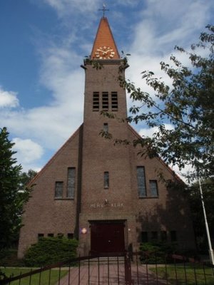Schoonebeek, NH kerk 11 [004], 2011.jpg