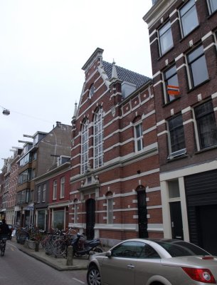 Amsterdam, synagoge Gerard Dou Sjoel 11, 2012.jpg