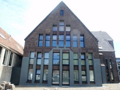 Dokkum, geref voorm OosterKerk nu appartementencomplex 2 [004], 2012.JPG