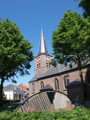 Lunteren, herv gem Oude Kerk 11, 2012.jpg
