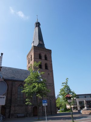 Barneveld, herv gem Oude Kerk 17, 2012.jpg