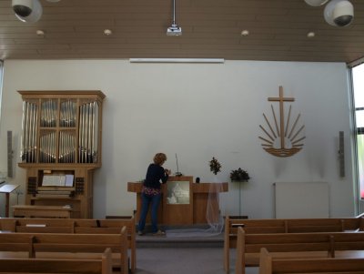 Voorthuizen, nieuw apost kerk 12, 2012.jpg