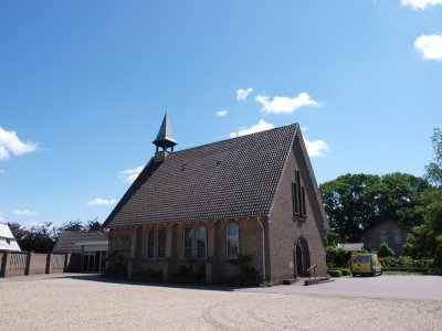 Kootwijkerbroek, geref kerk 11, 2012.jpg