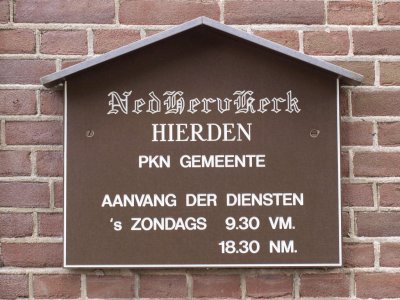 Hierden, herv gem Dorpskerk 12, 2012.jpg