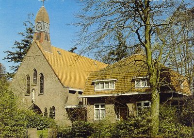 Maarn, RK st Theresiakerk 12 [038], circa 1990.jpg