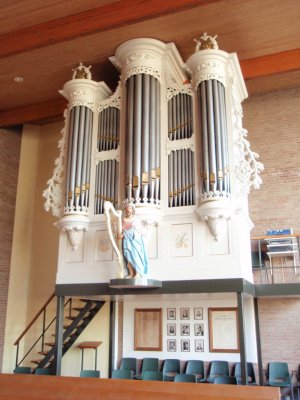 Wissenkerke, prot gem interieur orgel, 2007.jpg
