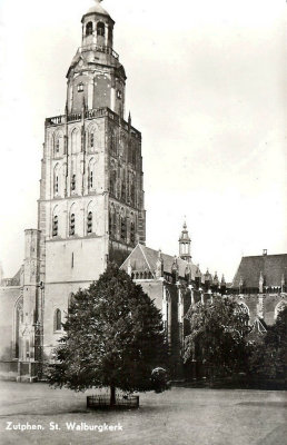 Zutphen, St Walburgkerk 7.jpg