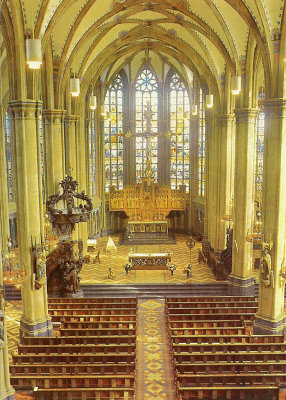 IJsselstein, RK Basiliek van de H Nicolaas interieur.jpg