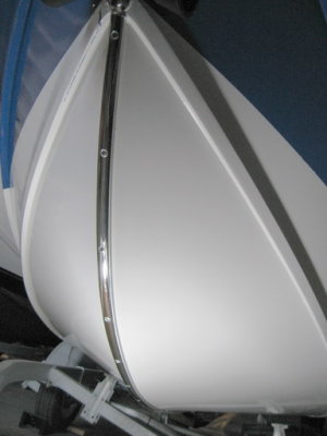 Last detail before initial sea trial (the sheer guard can wait):  Stainless keel guard under the bow; more 4200 work.