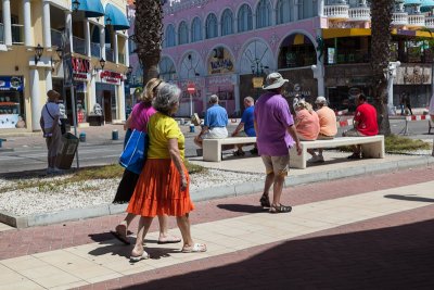 We found brightly dressed tourists