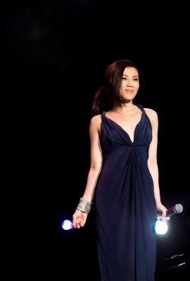 Tanya Chua Concert Singapore 2011 (Olympus XZ-1)