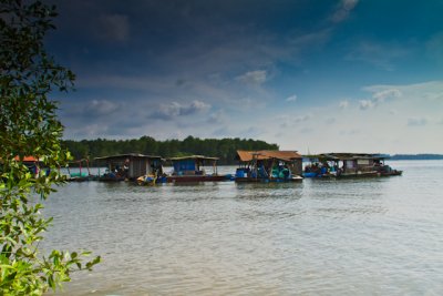floating fish farm