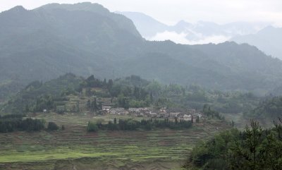 SICHUAN - COUNTRYSIDE NEAR WAWU SHAN - CHINA ALIVE 2011 (20).JPG