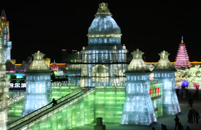 HARBIN ICE & SNOW FESTIVAL FEBRUARY 2012 (25).JPG